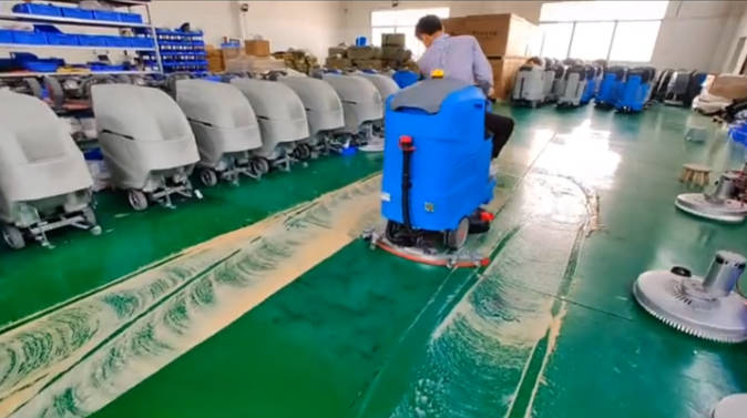漳州2023年还在用人工的物业保洁不妨试试洗地机吧